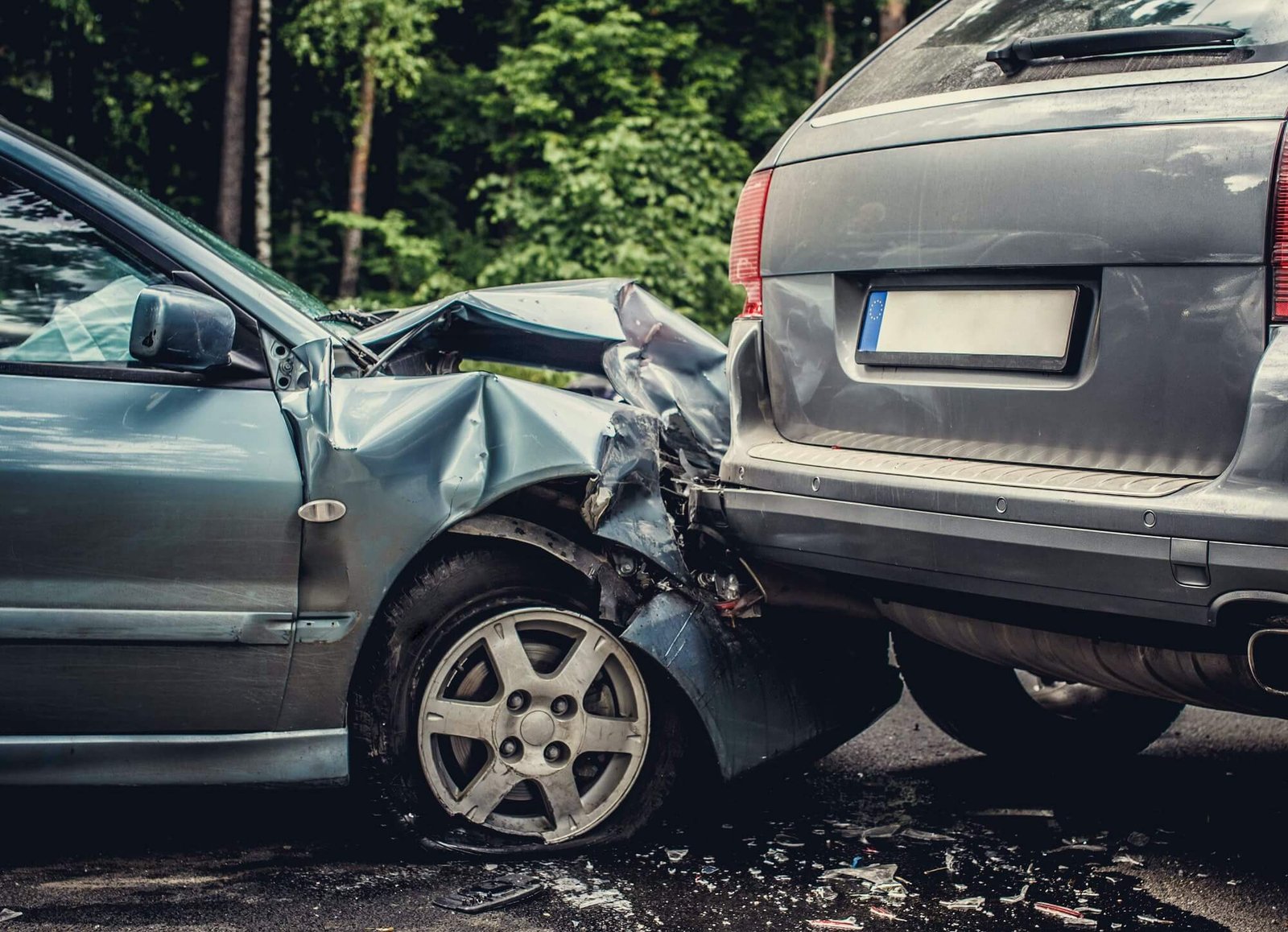 close-up-smached-cars-on-a-road-1-1.jpg